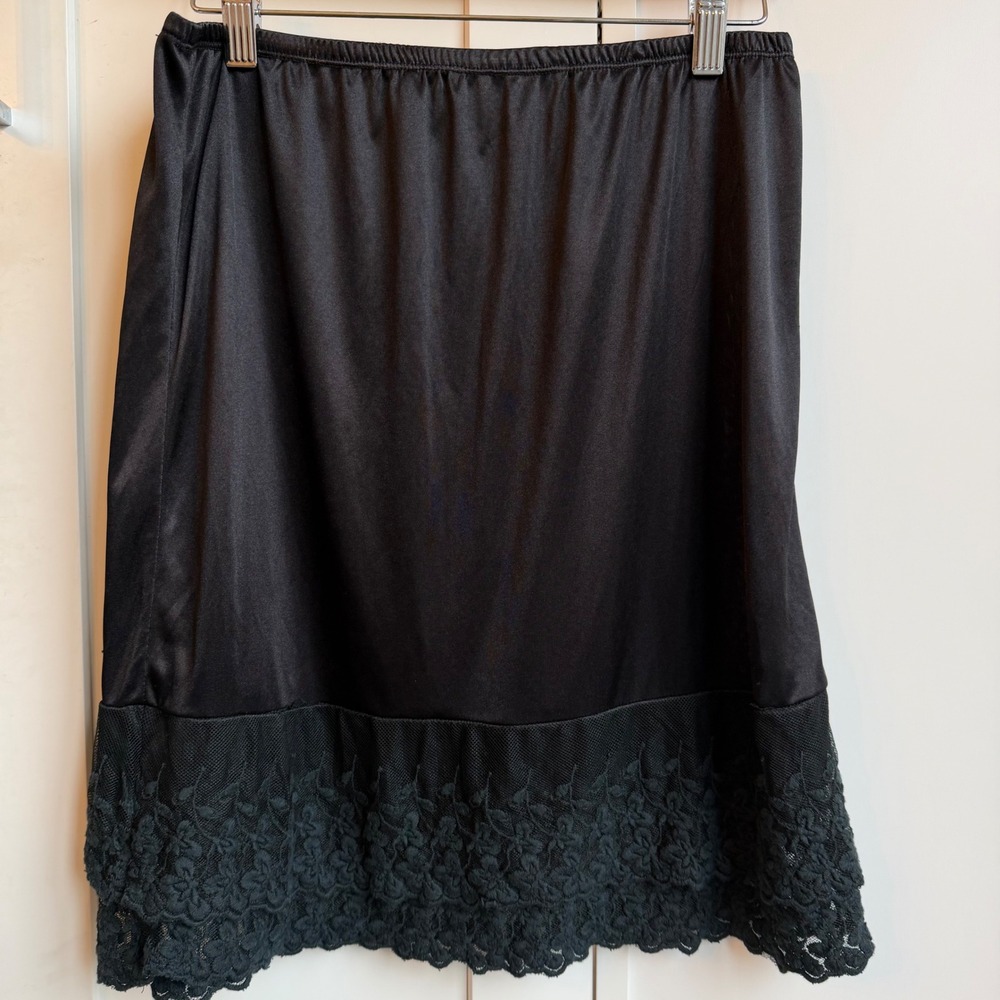 Black Lace Slip Skirt Size M Tiered Semi-Sheer Lingerie Whimsygoth Dark Romantic